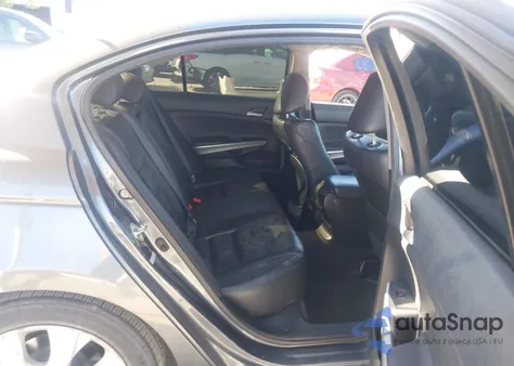 2010 Honda Accord 2.4 Ex-L z USA, uszkodzony, nr VIN 1HGCP2F80AA066353